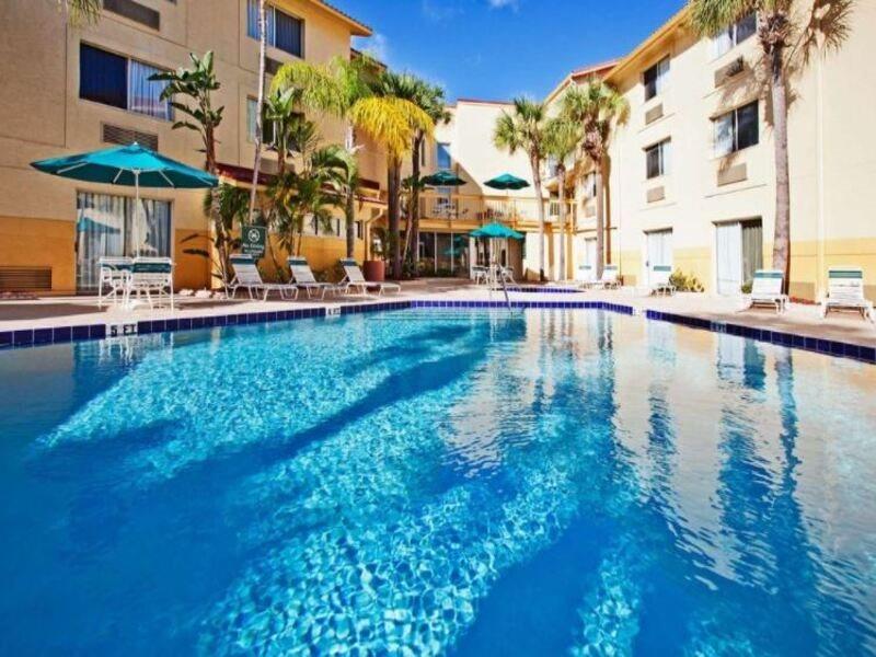 La Quinta By Wyndham St. Pete-Clearwater Airport Hotel Ngoại thất bức ảnh