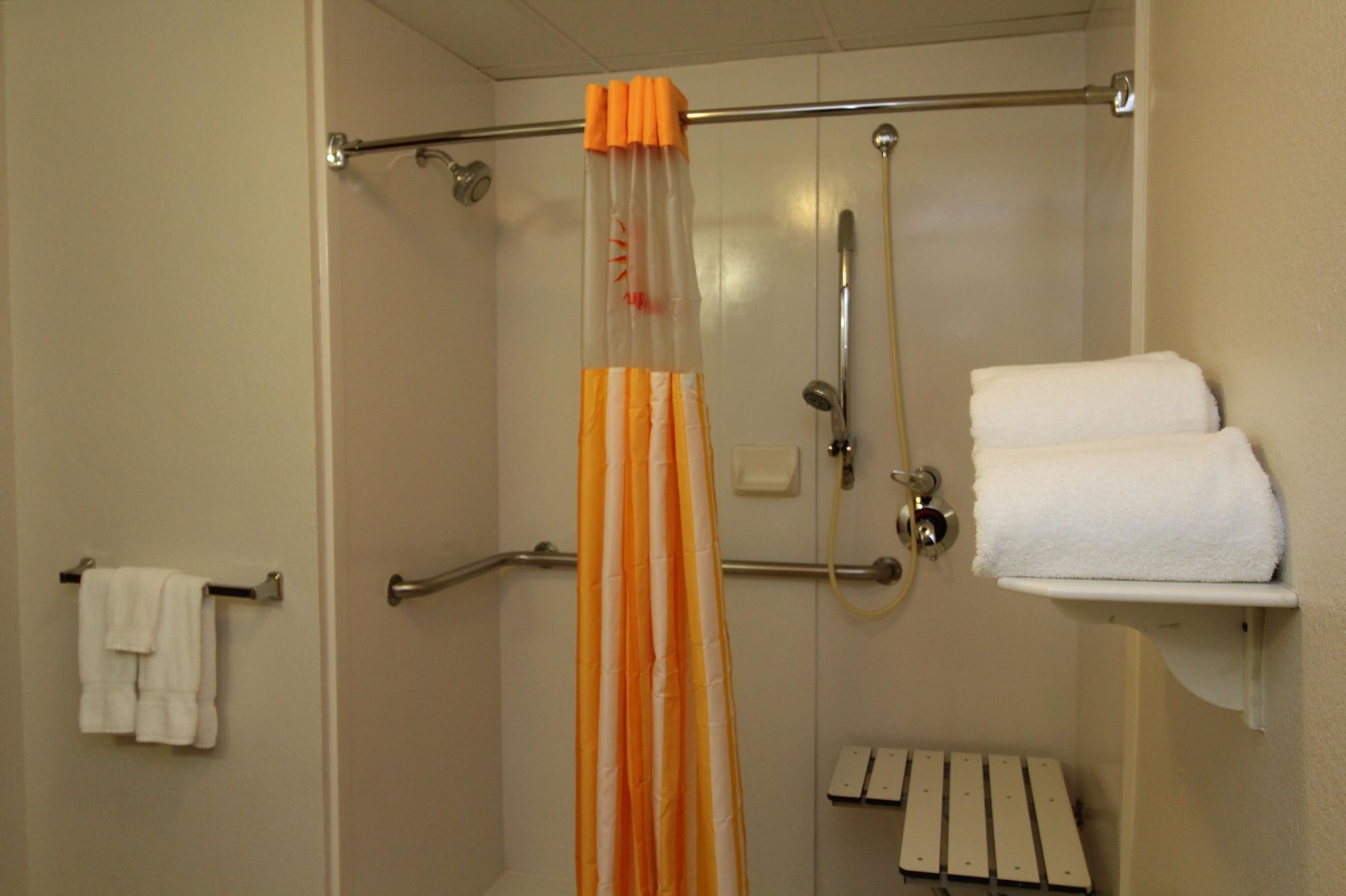 La Quinta By Wyndham St. Pete-Clearwater Airport Hotel Ngoại thất bức ảnh