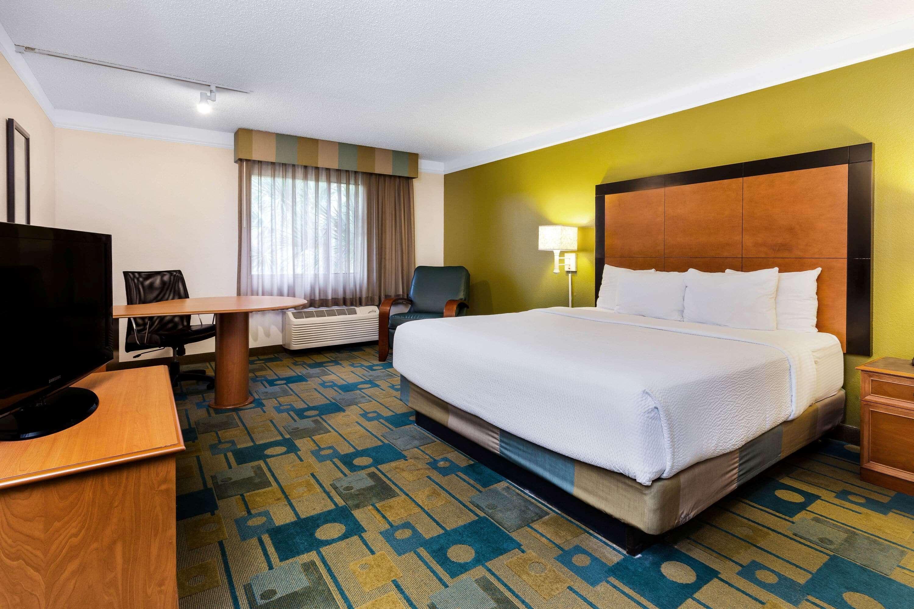 La Quinta By Wyndham St. Pete-Clearwater Airport Hotel Ngoại thất bức ảnh