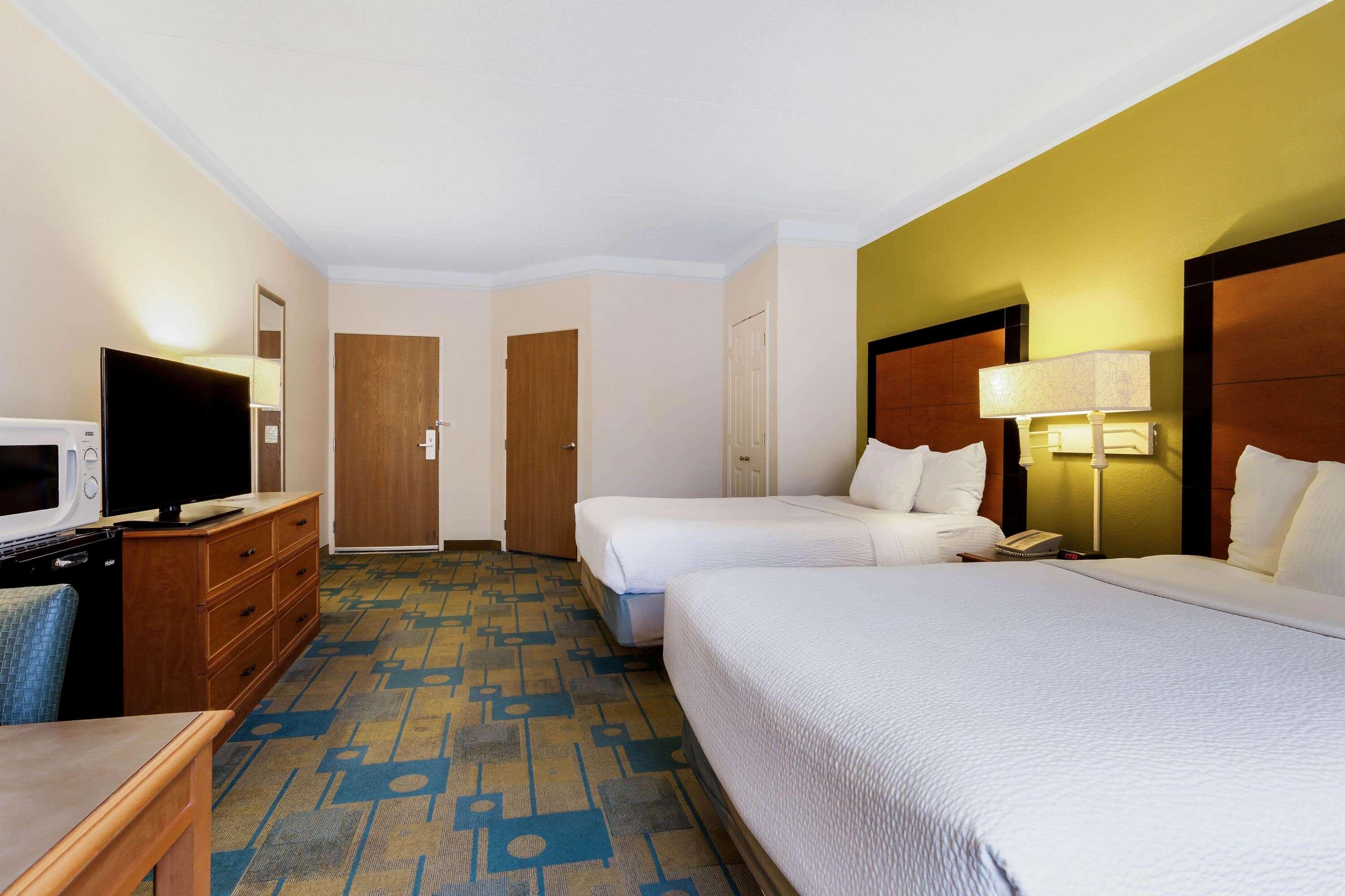 La Quinta By Wyndham St. Pete-Clearwater Airport Hotel Ngoại thất bức ảnh