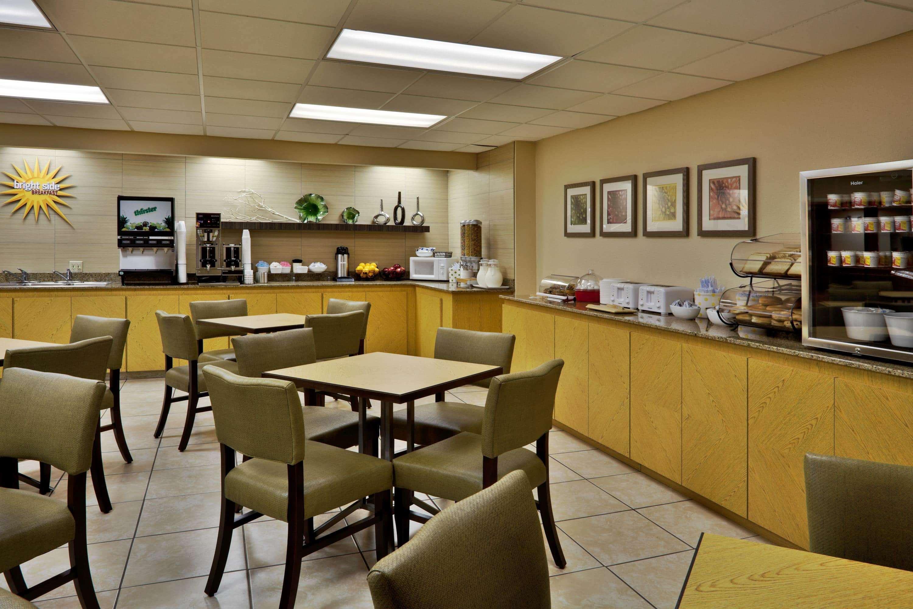 La Quinta By Wyndham St. Pete-Clearwater Airport Hotel Ngoại thất bức ảnh