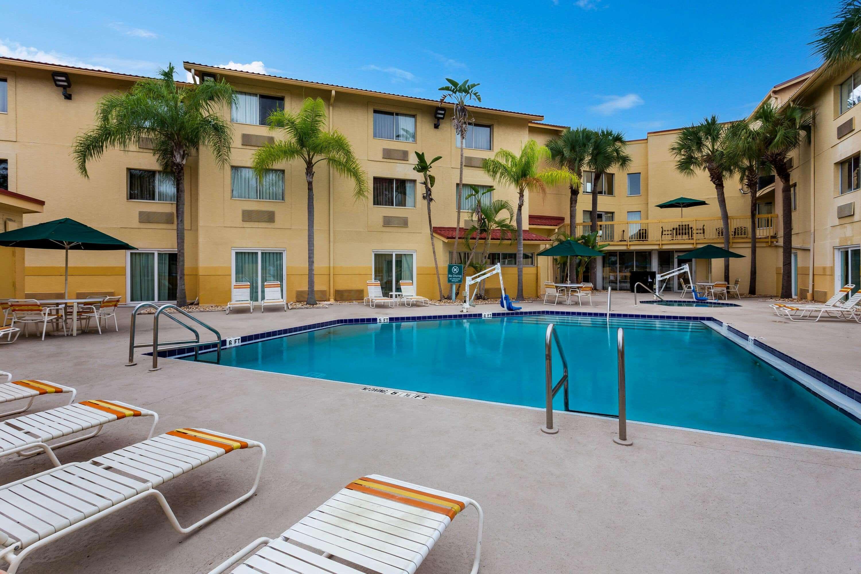 La Quinta By Wyndham St. Pete-Clearwater Airport Hotel Ngoại thất bức ảnh